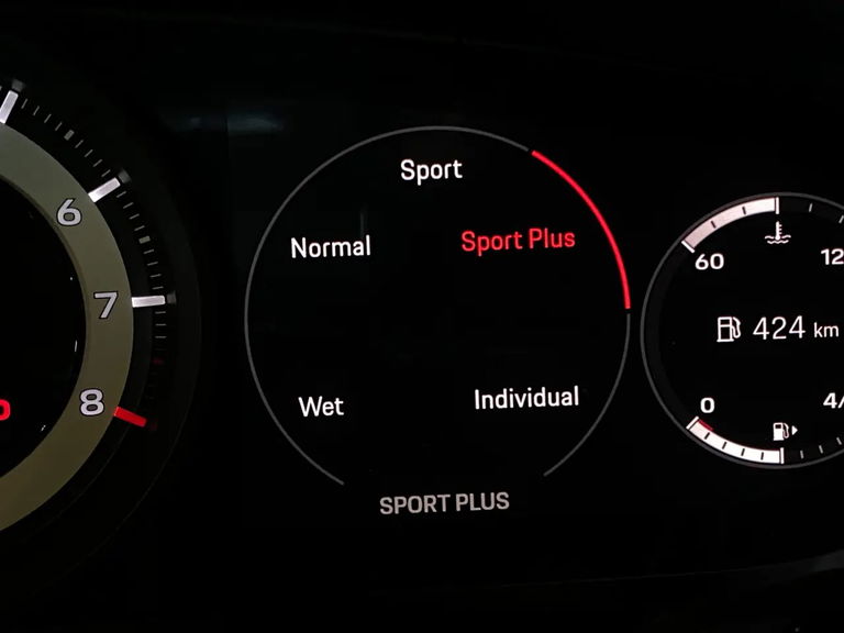 Porsche 992 Carrera T