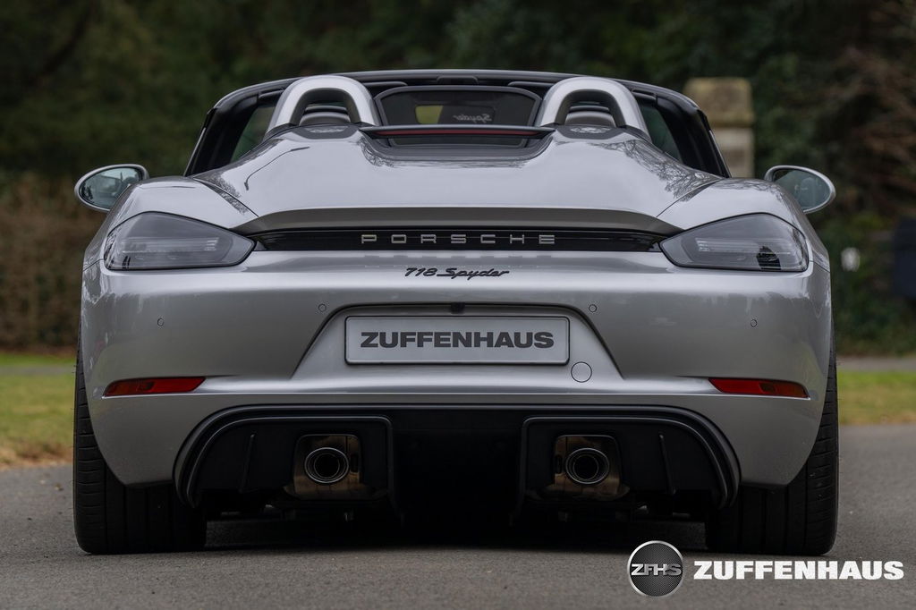 Porsche 718 Spyder