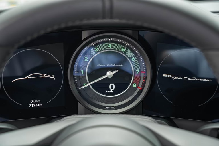 Porsche 992 Sport Classic