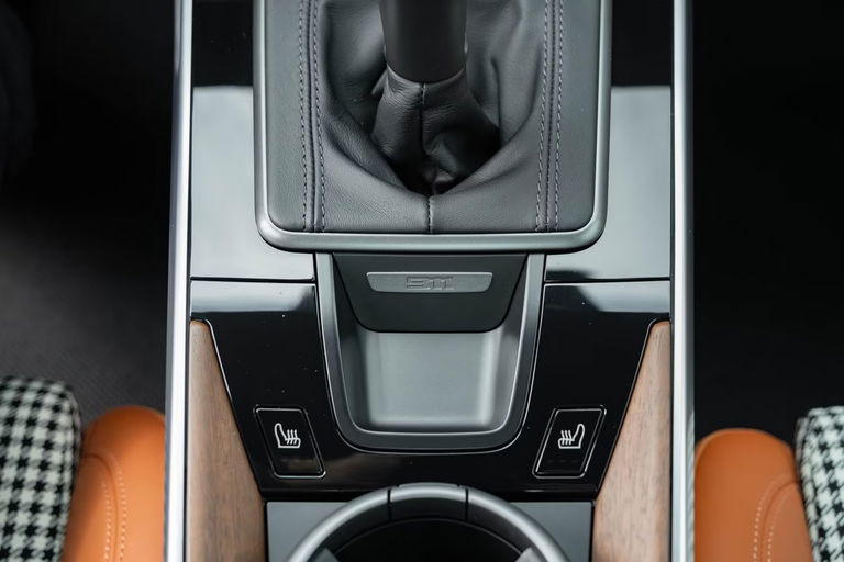 Porsche 992 Sport Classic