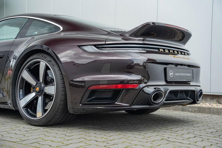 Porsche 992 Sport Classic