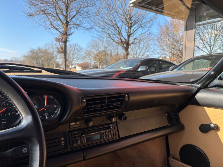 Porsche 911 Carrera 3.2 Speedster