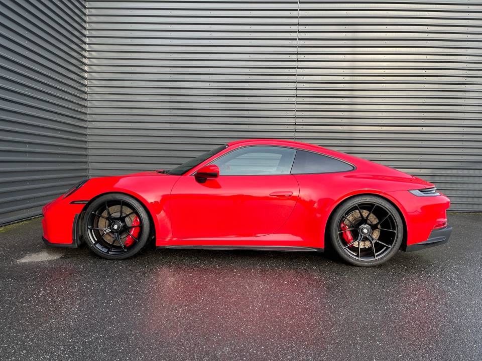 Porsche 992 GT3 Touring