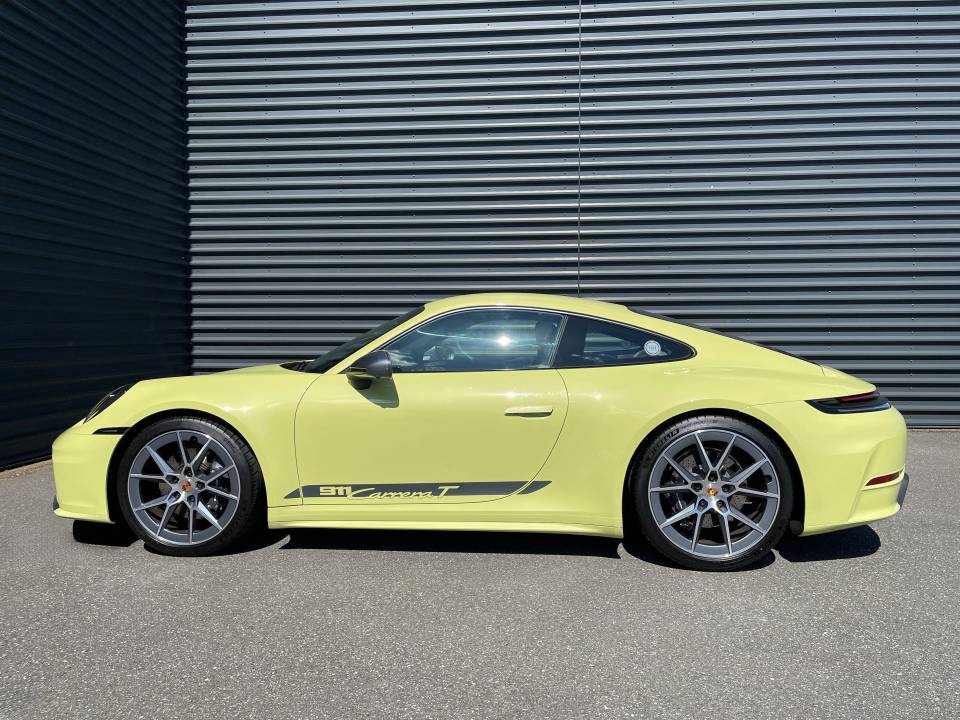 Porsche 992.2 Carrera T