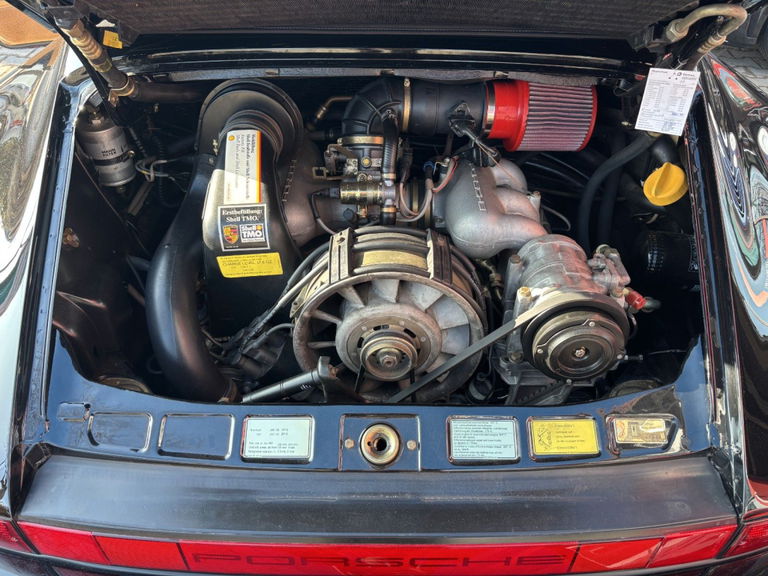 Porsche 911 Carrera 3.2 Speedster