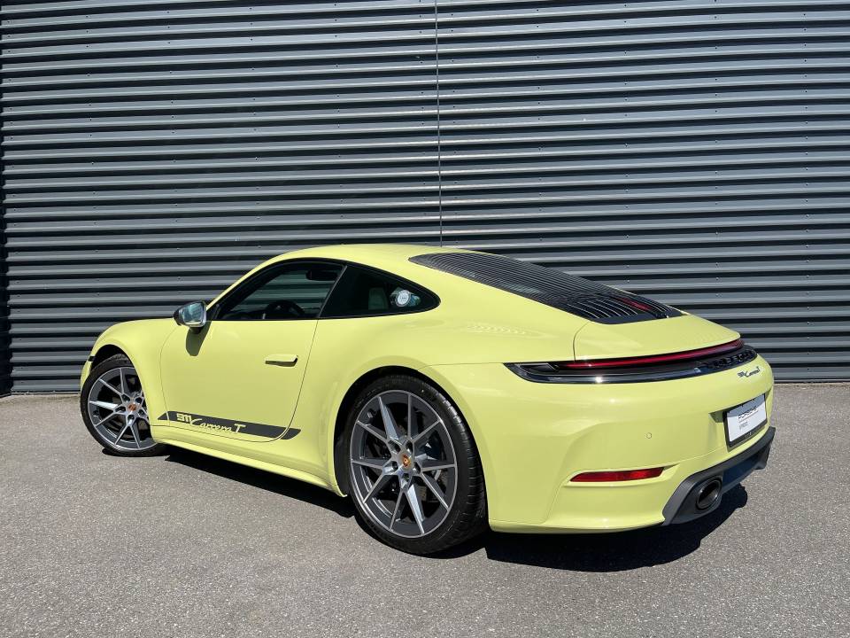 Porsche 992.2 Carrera T