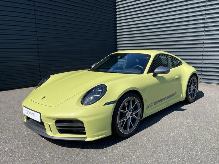 Porsche 992.2 Carrera T