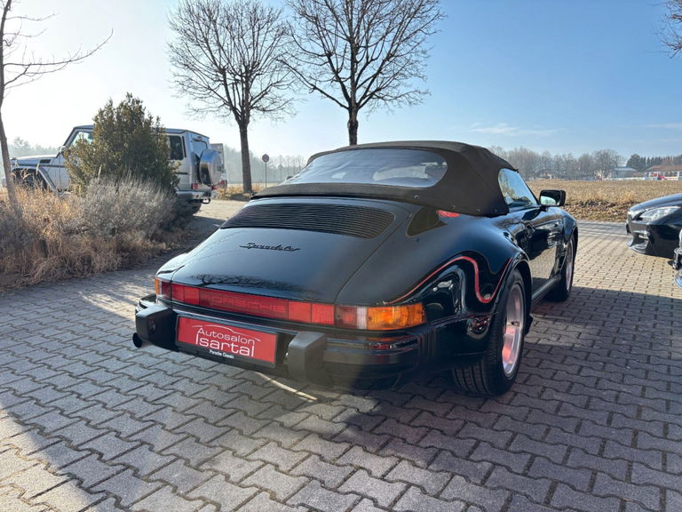 Porsche 911 Carrera 3.2 Speedster