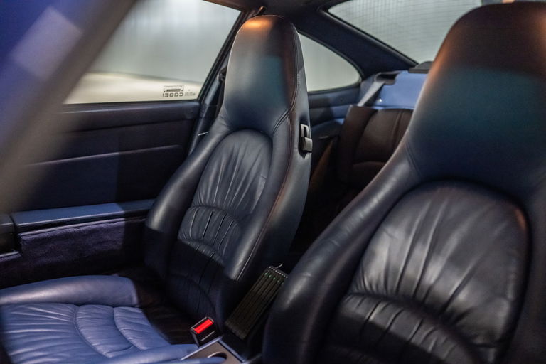 Porsche 993 Carrera 4S