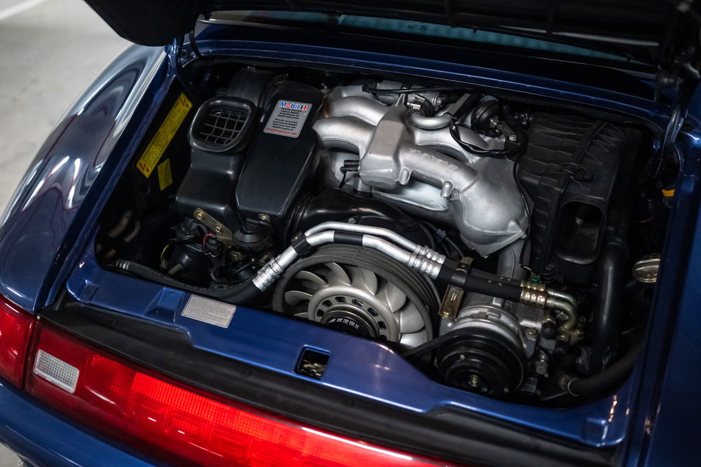 Porsche 993 Carrera 4S