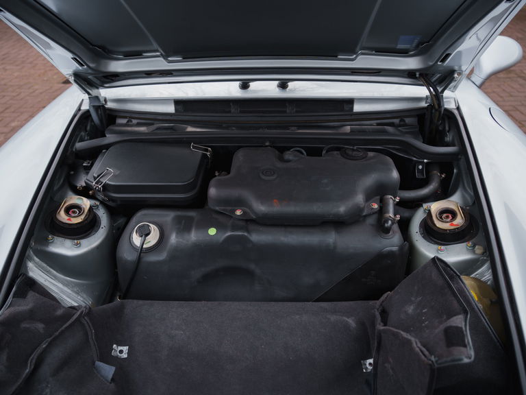 Porsche 993 Carrera 4