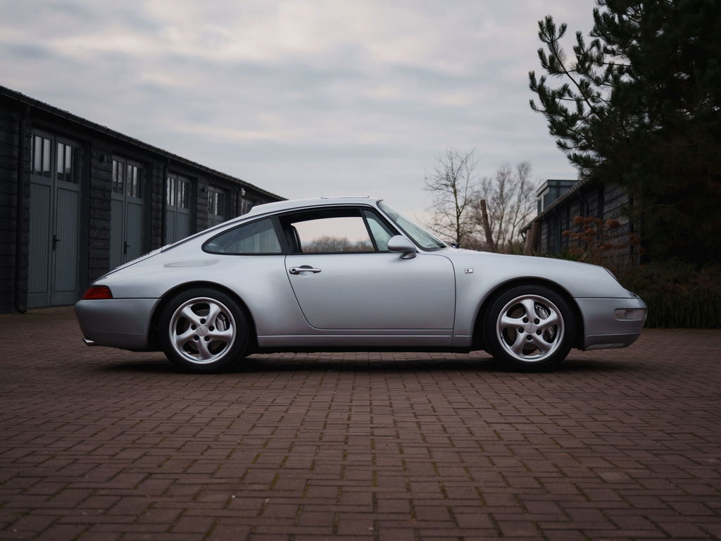 Porsche 993 Carrera 4