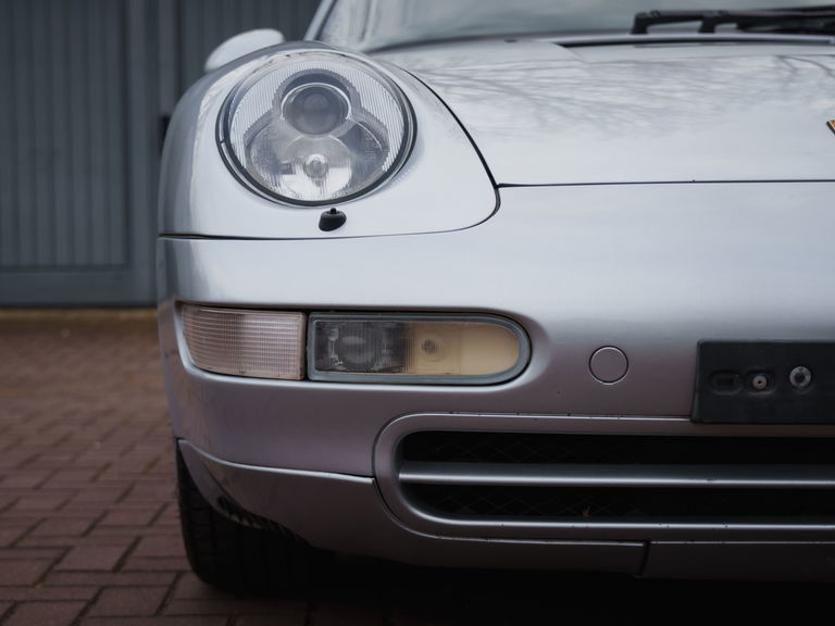 Porsche 993 Carrera 4