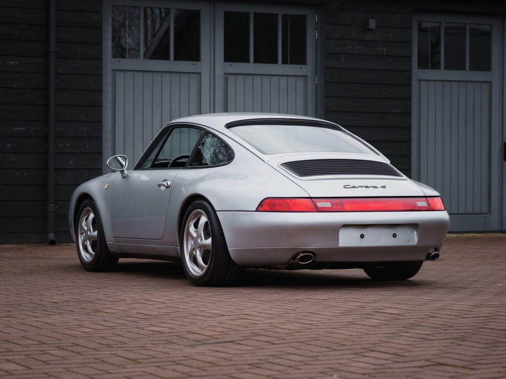 Porsche 993 Carrera 4