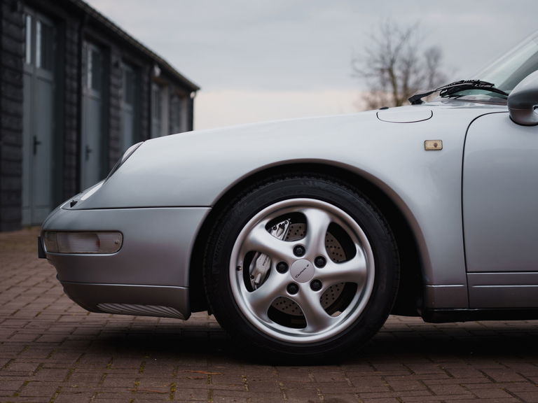 Porsche 993 Carrera 4