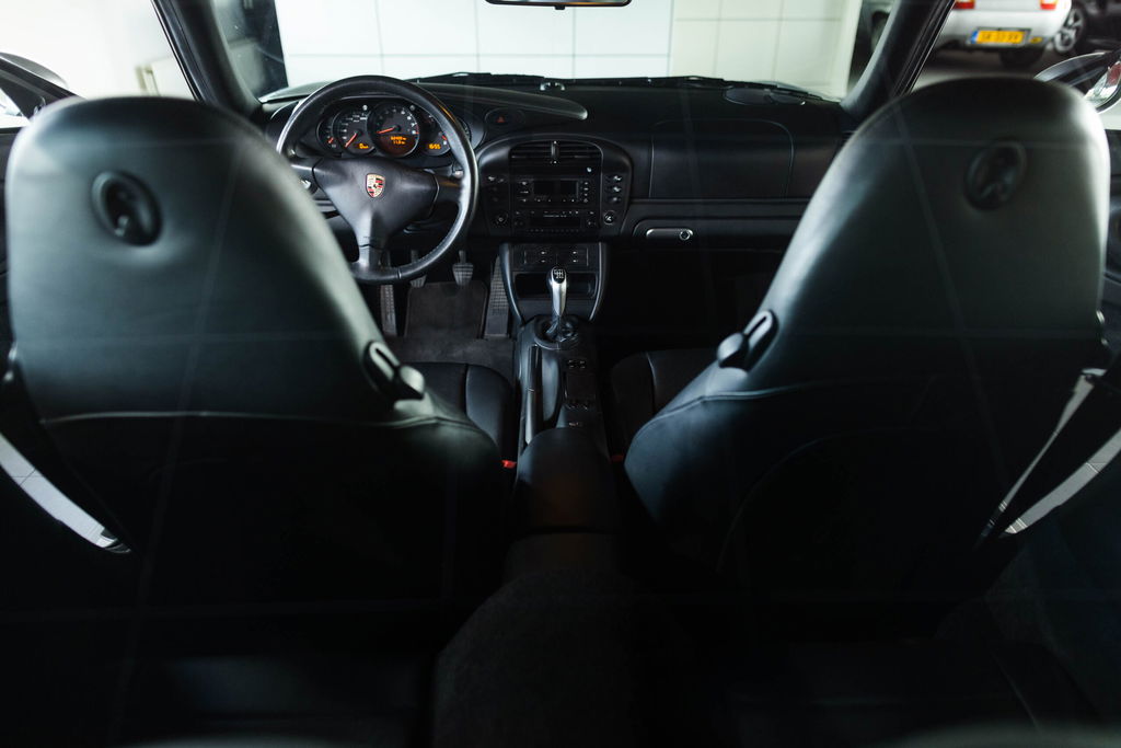 Porsche 996 Carrera 4S
