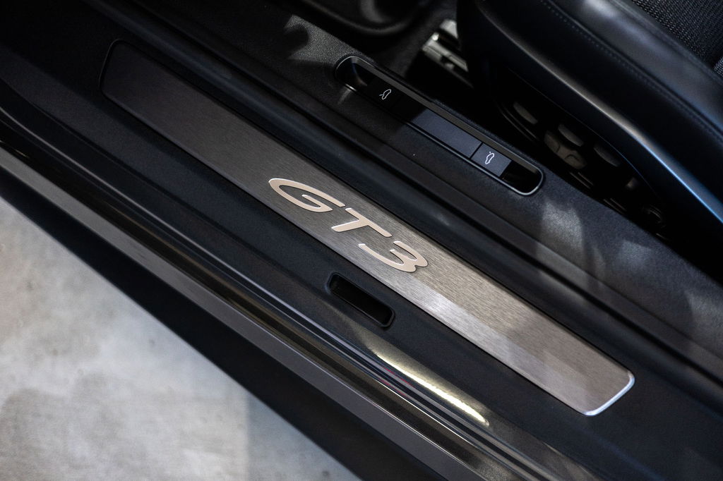 Porsche 992 GT3 Touring