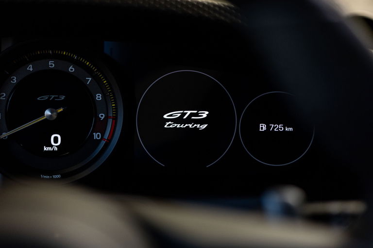 Porsche 992 GT3 Touring