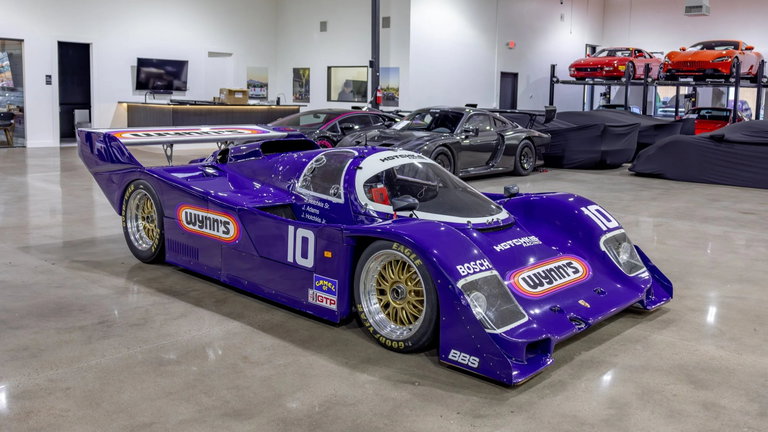 Porsche 962