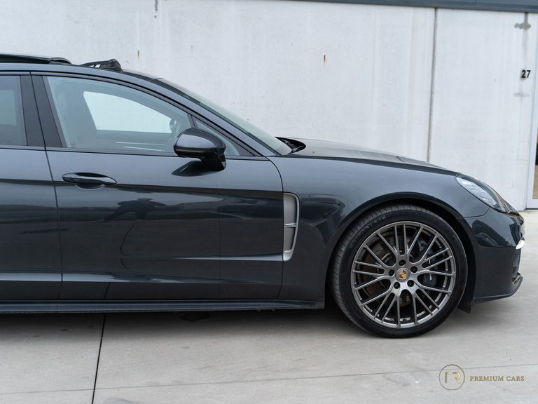 Porsche Panamera 4 E-Hybrid
