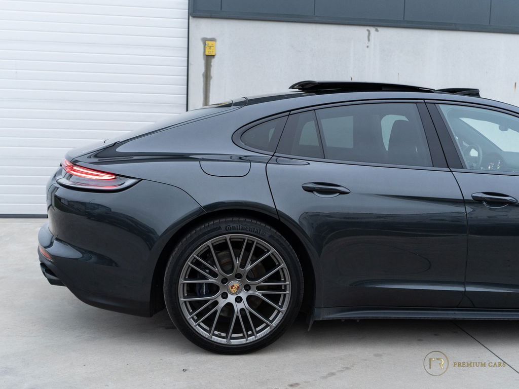 Porsche Panamera 4 E-Hybrid
