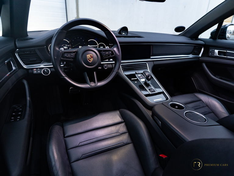 Porsche Panamera 4 E-Hybrid