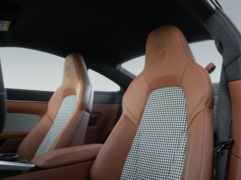 Porsche 992 Sport Classic