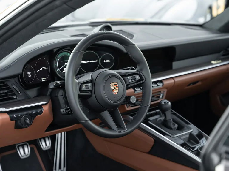 Porsche 992 Sport Classic