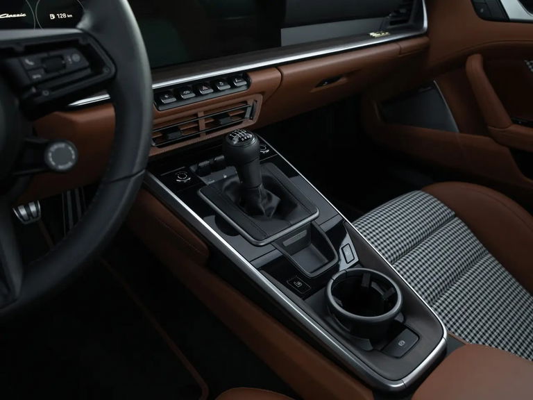 Porsche 992 Sport Classic