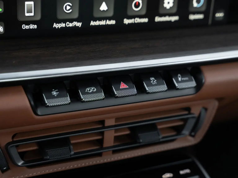 Porsche 992 Sport Classic