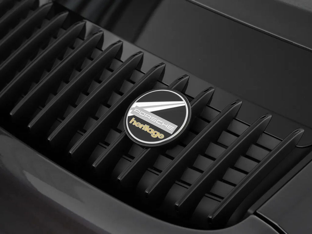 Porsche 992 Sport Classic