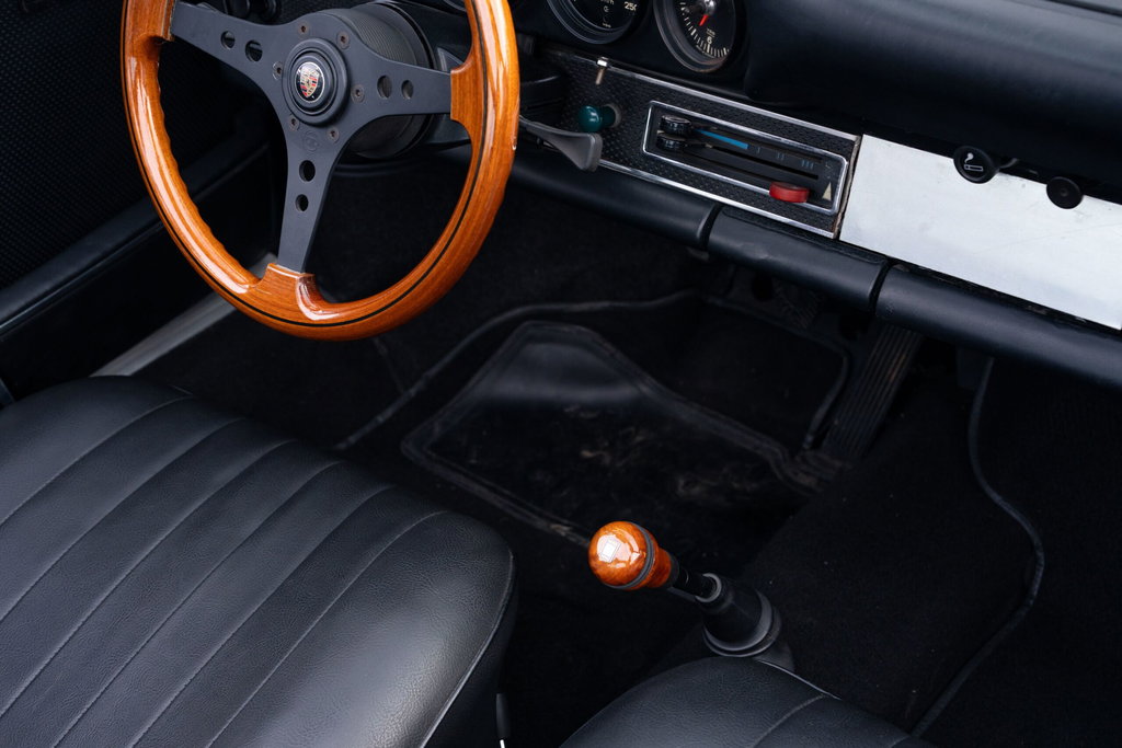 Porsche 911 T