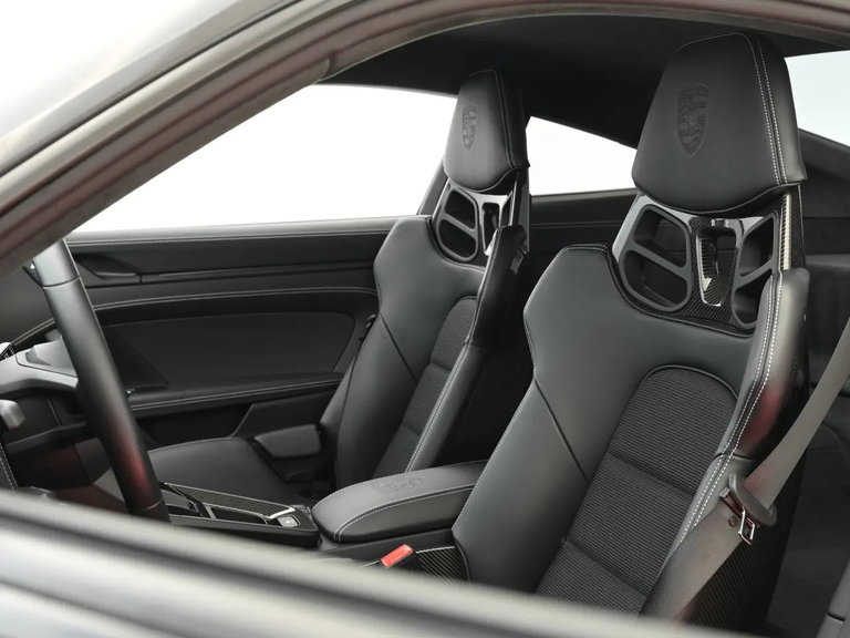 Porsche 992 GT3 Touring