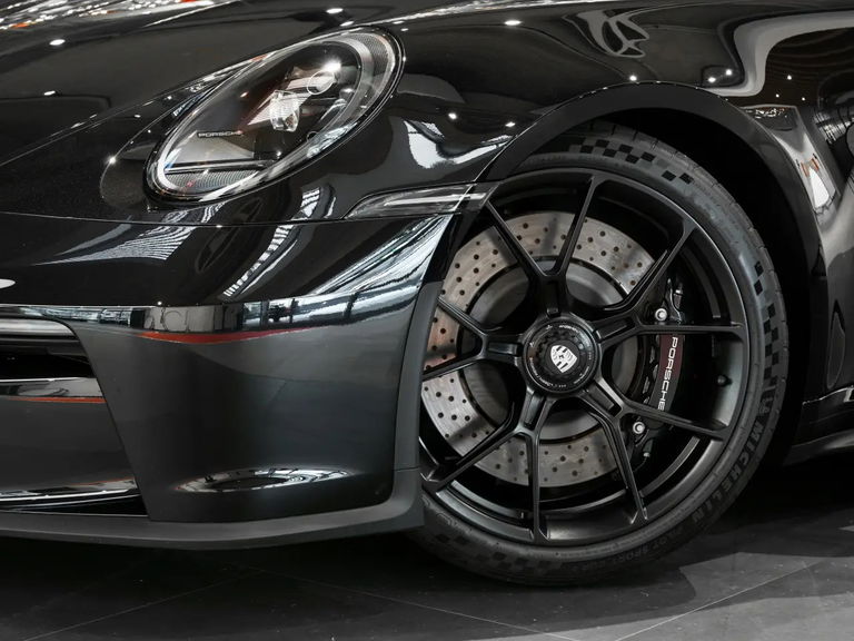 Porsche 992 GT3 Touring