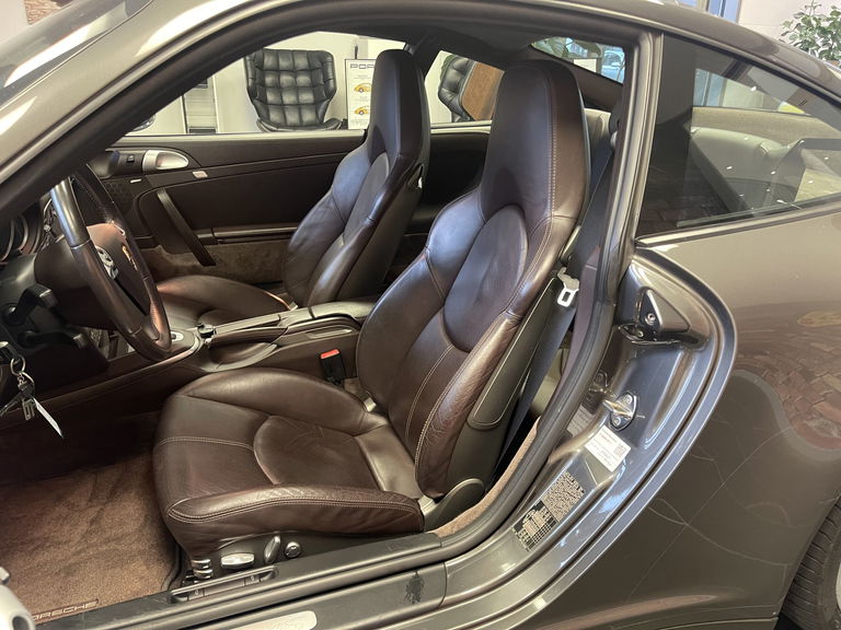 Porsche 997 Carrera 4S