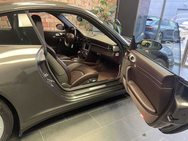 Porsche 997 Carrera 4S