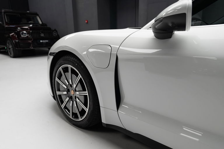 Porsche Taycan 4S