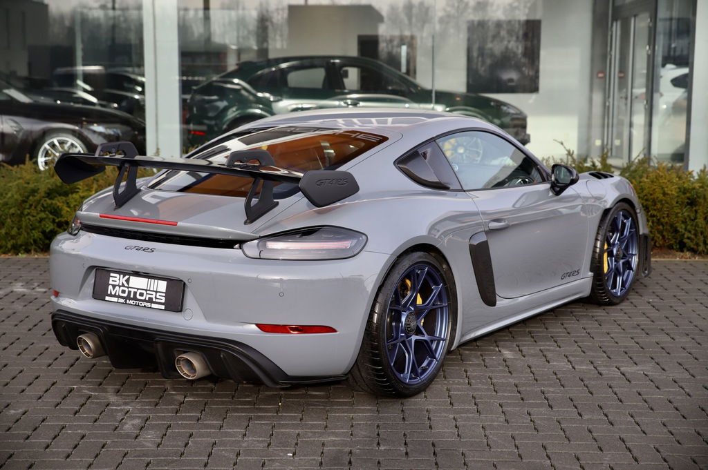 Porsche 718 Cayman GT4 RS