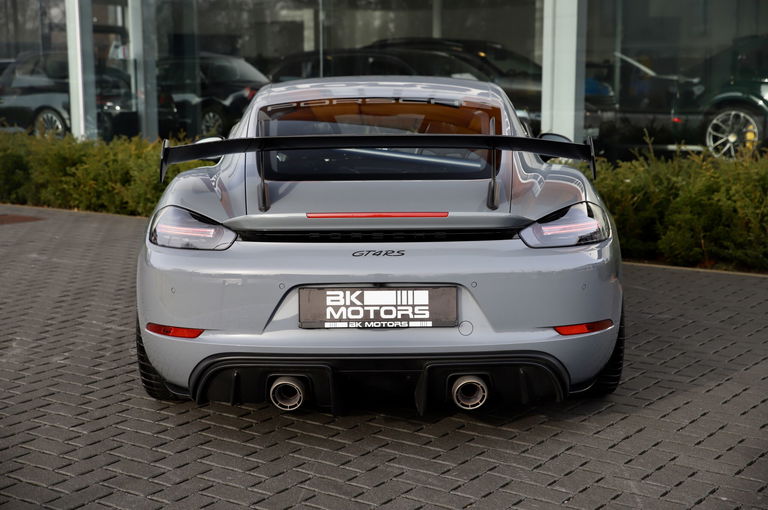 Porsche 718 Cayman GT4 RS