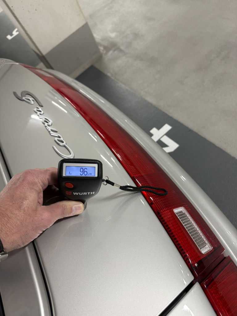 Porsche 993 Carrera 4S