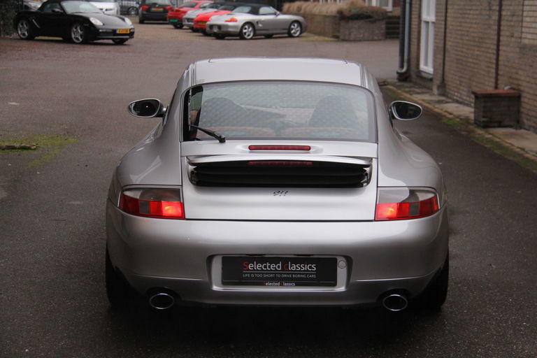 Porsche 996 Carrera
