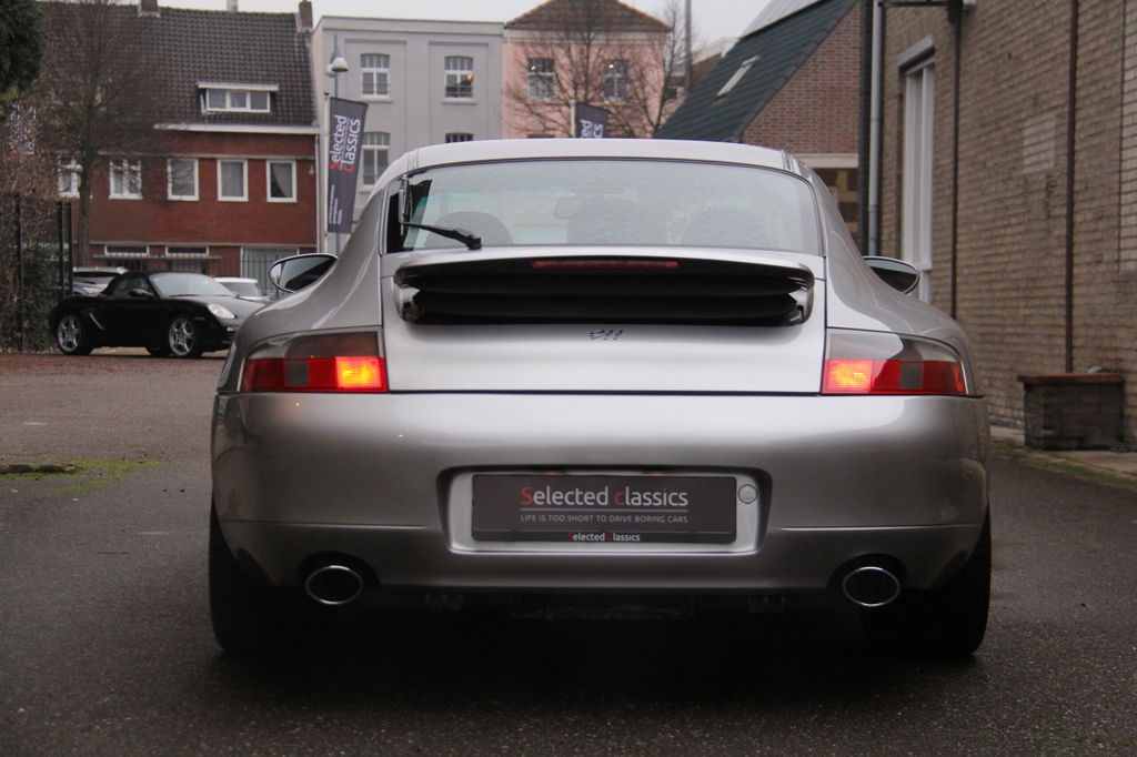 Porsche 996 Carrera