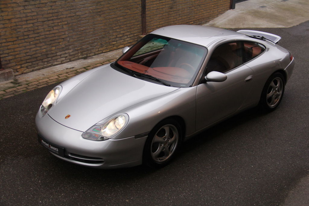 Porsche 996 Carrera