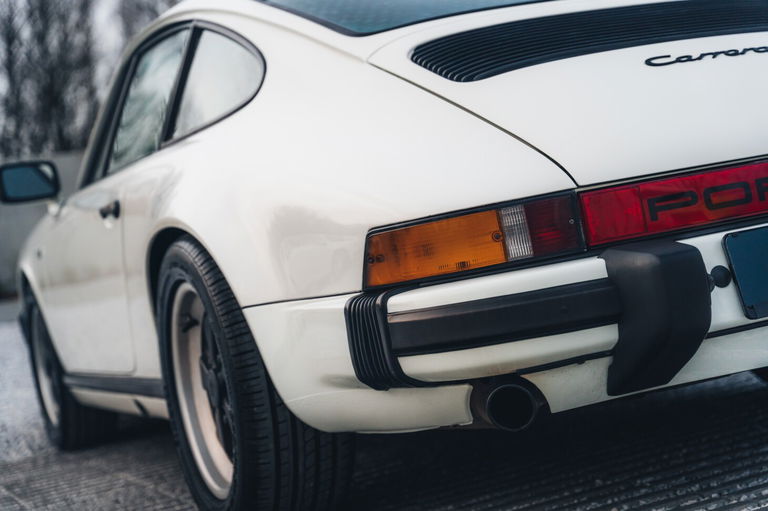 Porsche 911 Carrera 3.2