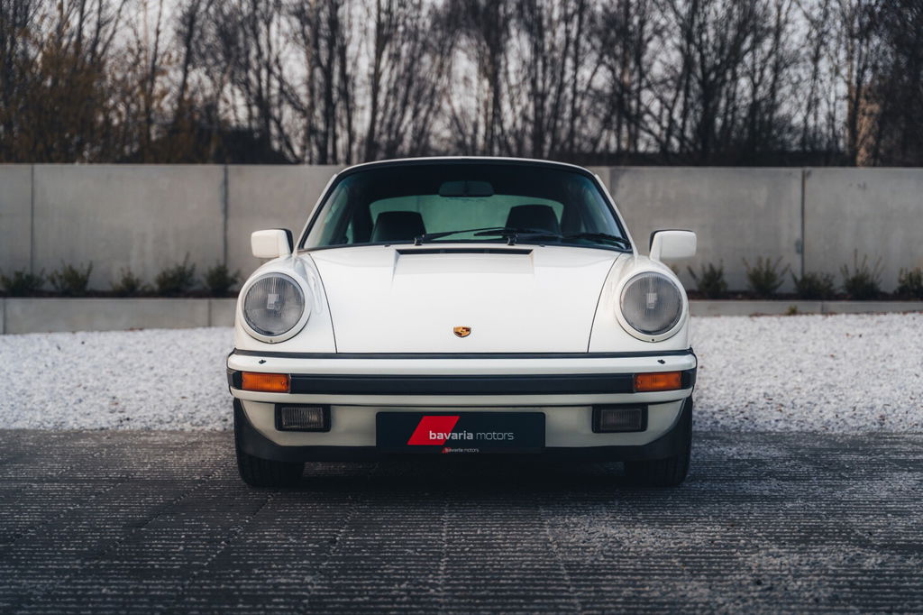 Porsche 911 Carrera 3.2