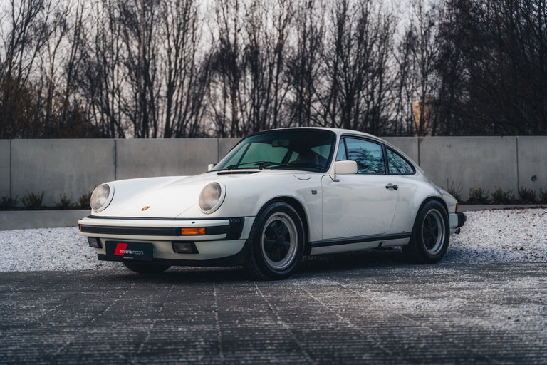 Porsche 911 Carrera 3.2
