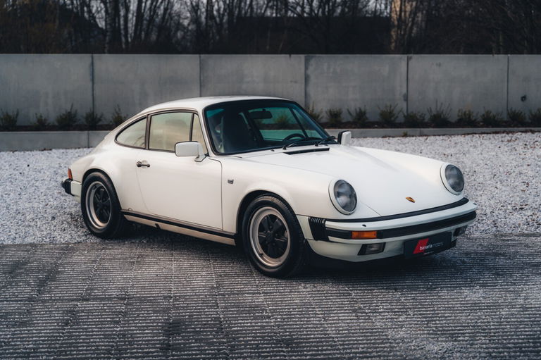 Porsche 911 Carrera 3.2