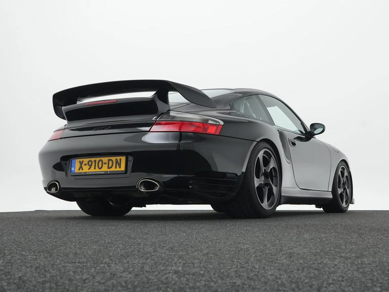 Porsche 996.2 GT2