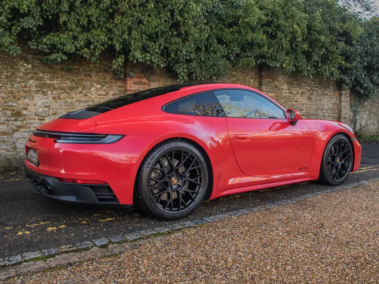 Porsche 992 Carrera GTS