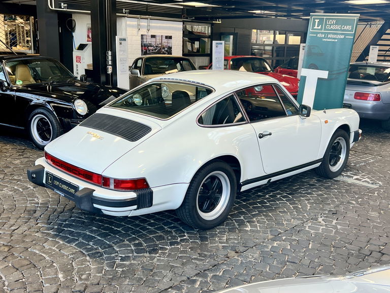 Porsche 911 SC